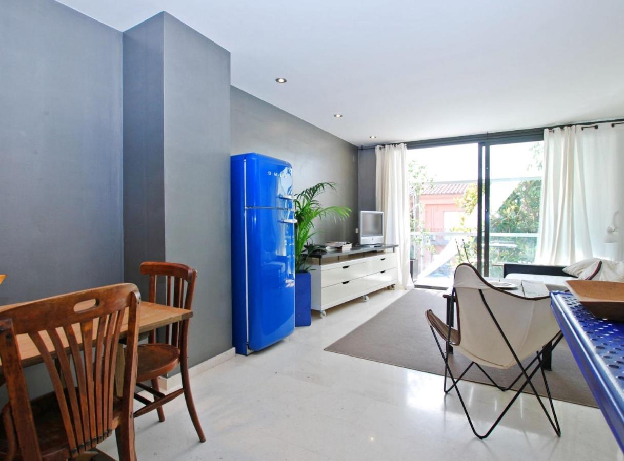 Apartmán Blue Fridge Apartmen - Blue Fridge Apartmen - Ideal For Couples, Near Beach And Well Connected Vilassar De Mar Exteriér fotografie