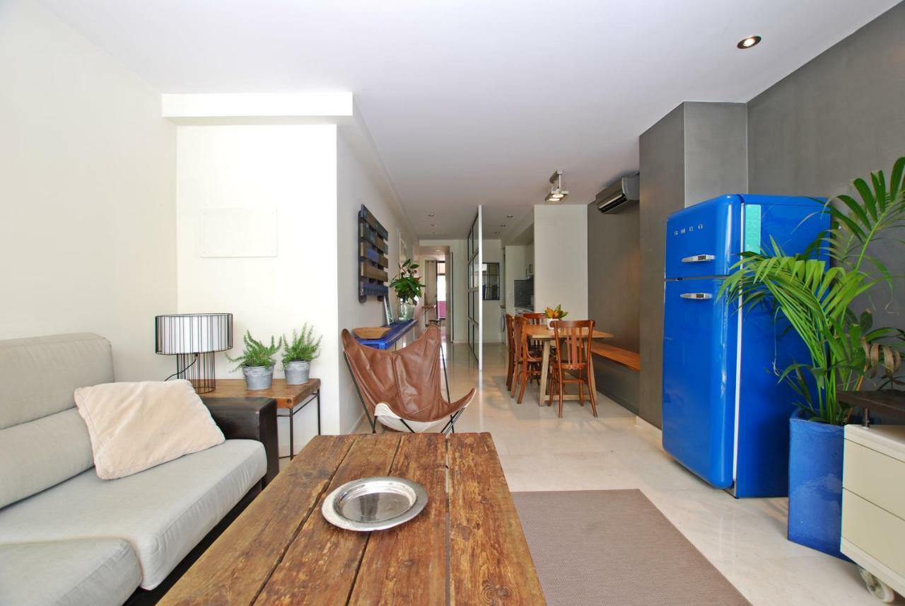 Apartmán Blue Fridge Apartmen - Blue Fridge Apartmen - Ideal For Couples, Near Beach And Well Connected Vilassar De Mar Exteriér fotografie