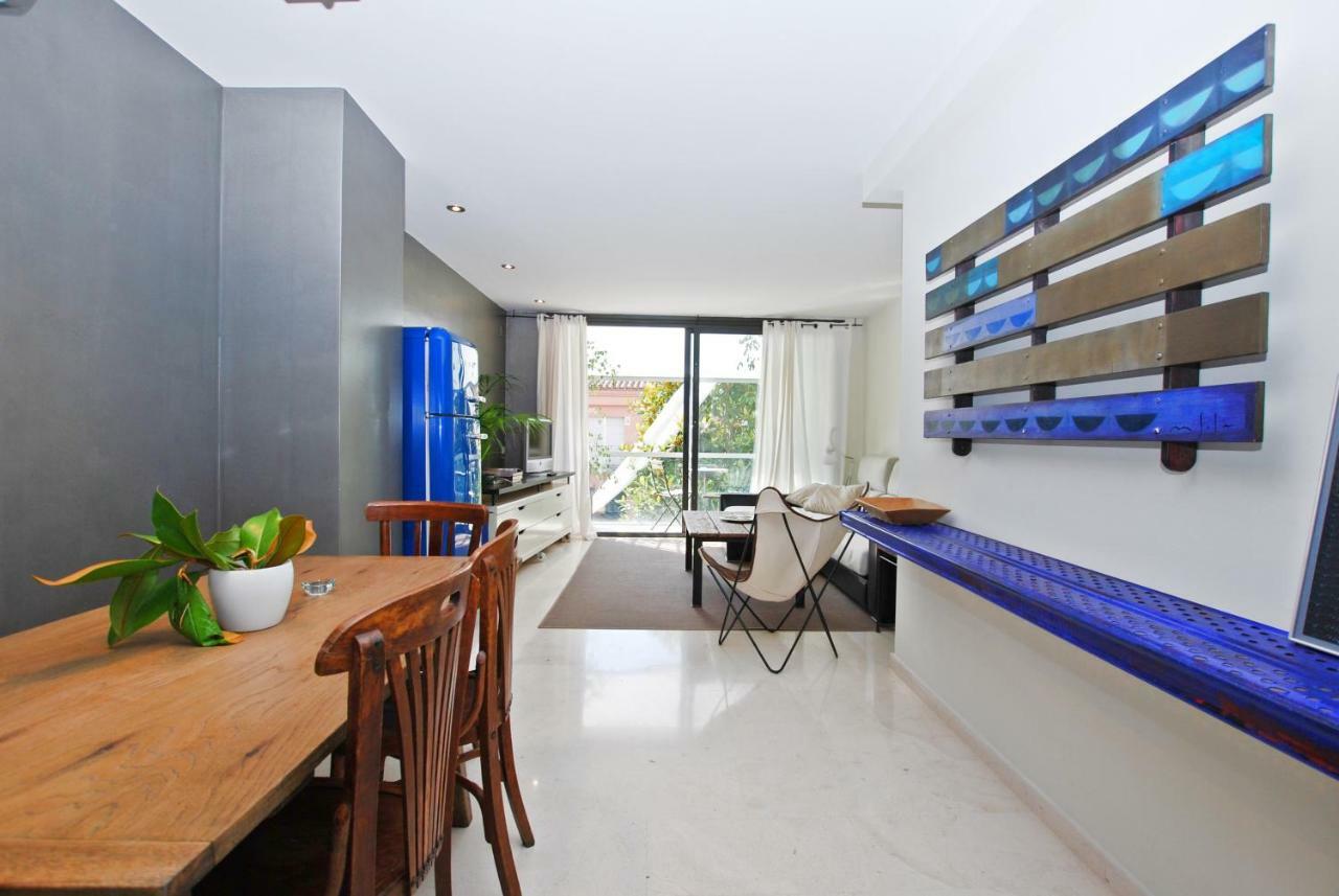 Apartmán Blue Fridge Apartmen - Blue Fridge Apartmen - Ideal For Couples, Near Beach And Well Connected Vilassar De Mar Exteriér fotografie
